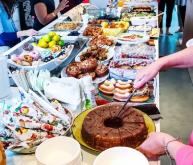 potluck-wedding